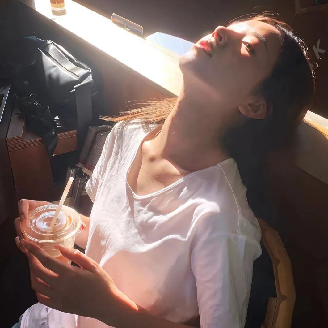少年与马 海报